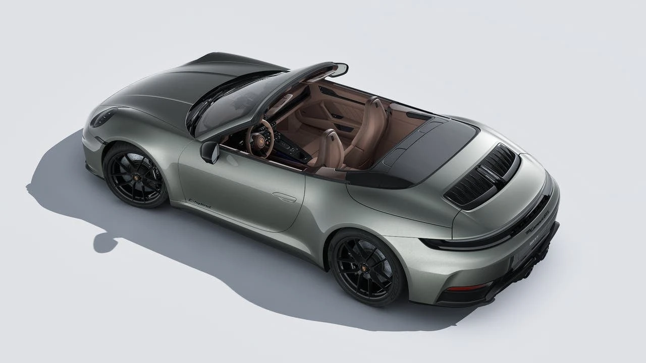 2026 Porsche 911 - Image 4 of 14