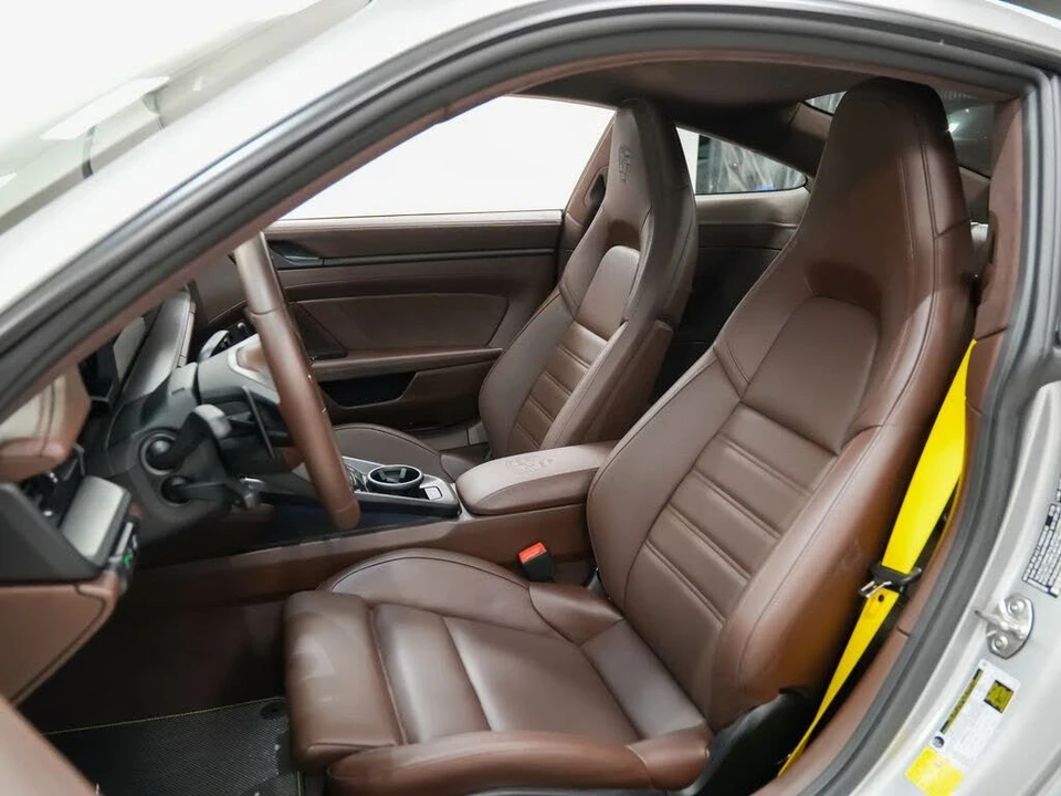 2026 Porsche 992 Carrera GTS - Image 5 of 31
