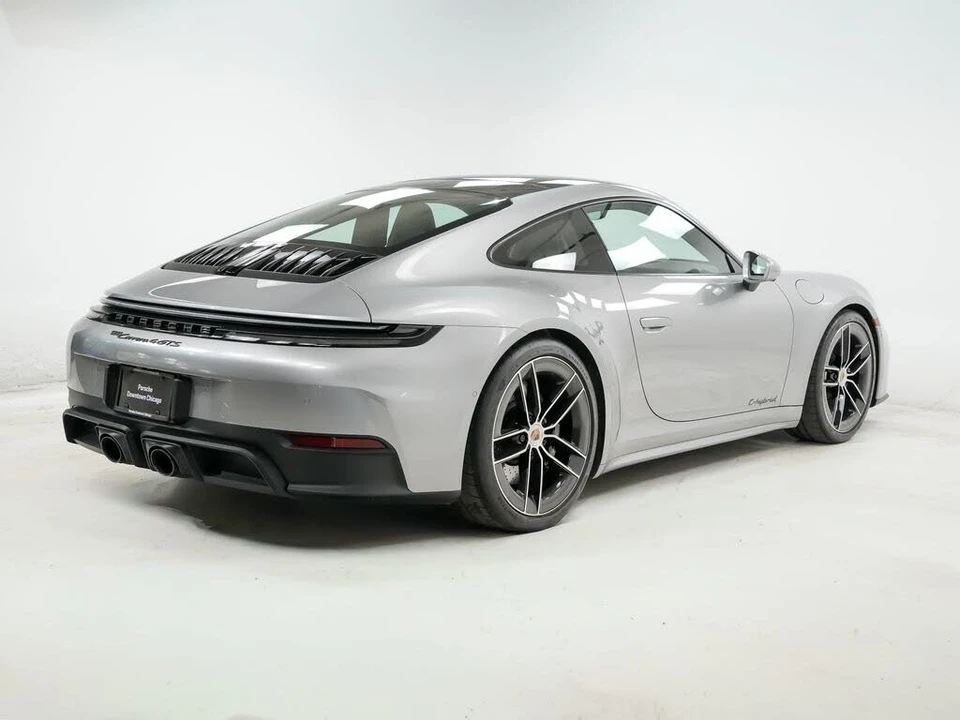 2026 Porsche 992 Carrera GTS - Image 10 of 31