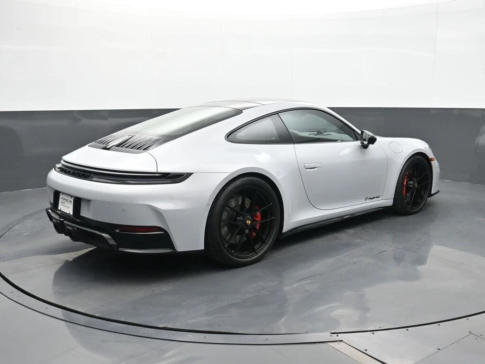 2026 Porsche 992 Carrera GTS - Image 18 of 29