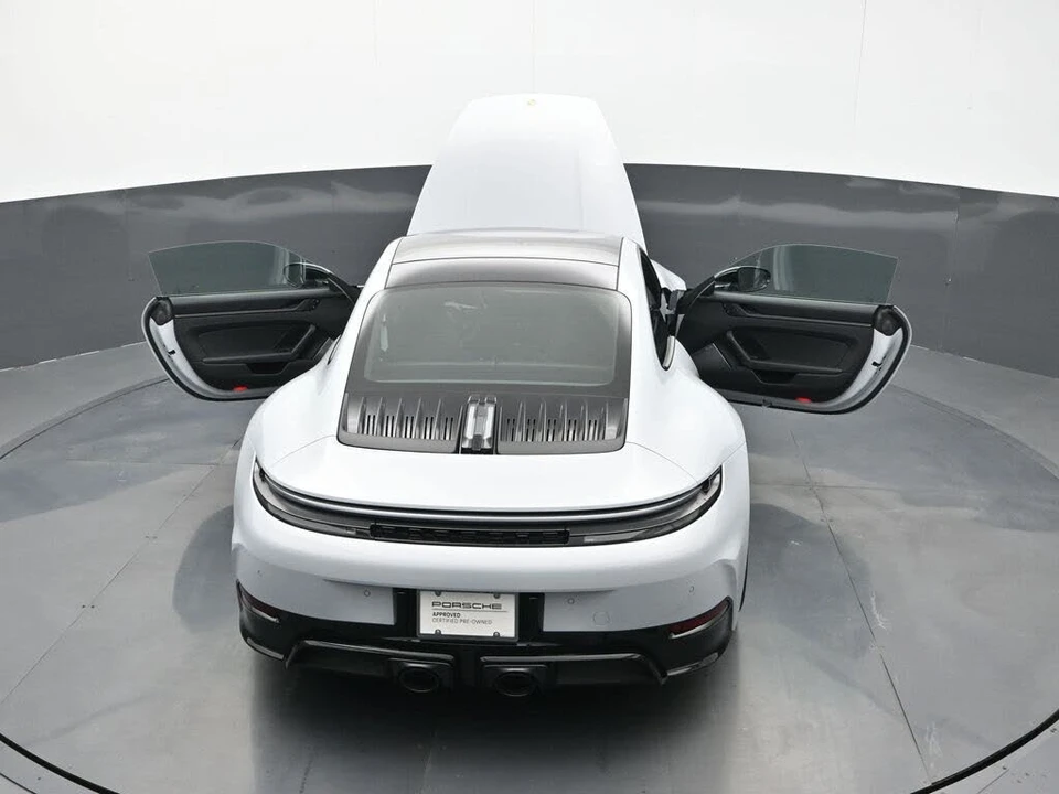2026 Porsche 992 Carrera GTS - Image 23 of 29
