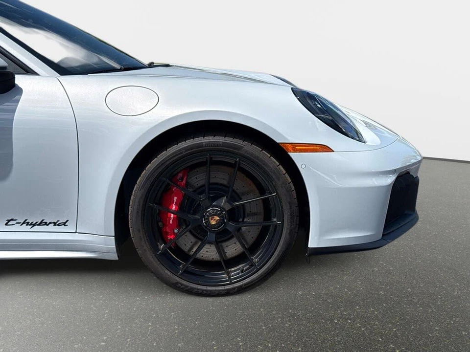 2026 Porsche 992 Carrera GTS - Image 22 of 31