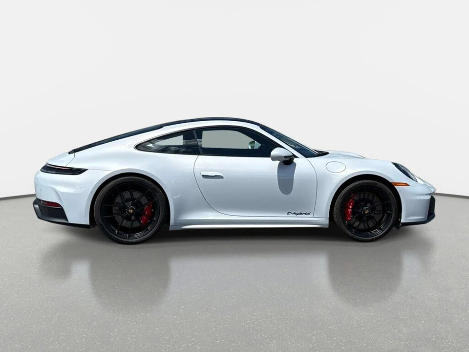 2026 Porsche 992 Carrera GTS - Image 2 of 31