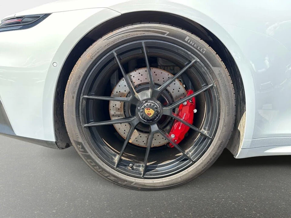 2026 Porsche 992 Carrera GTS - Image 19 of 31