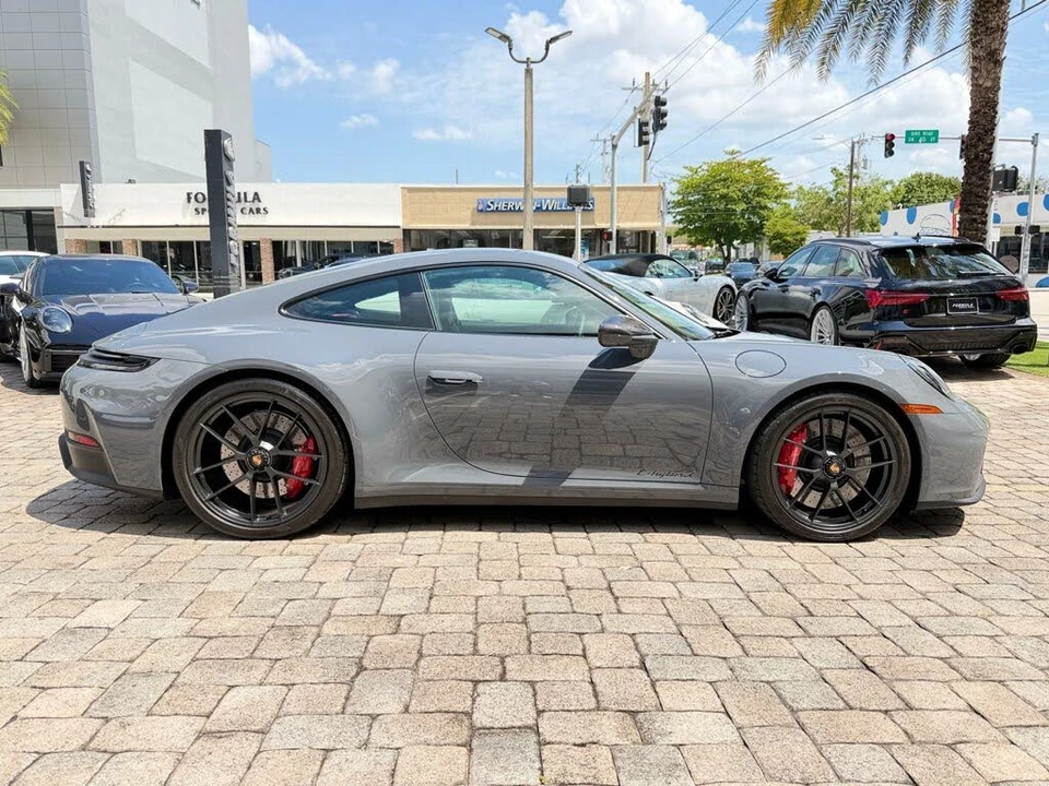 2026 Porsche 992 Carrera GTS - Image 10 of 31