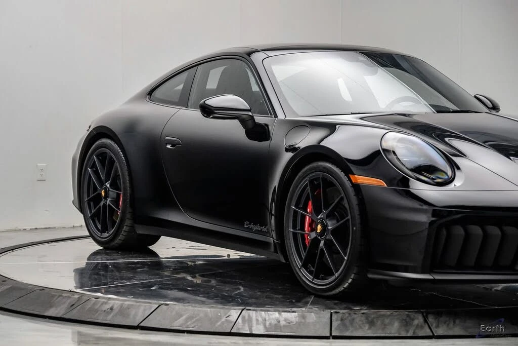 2026 Porsche 992 Carrera GTS - Image 25 of 31