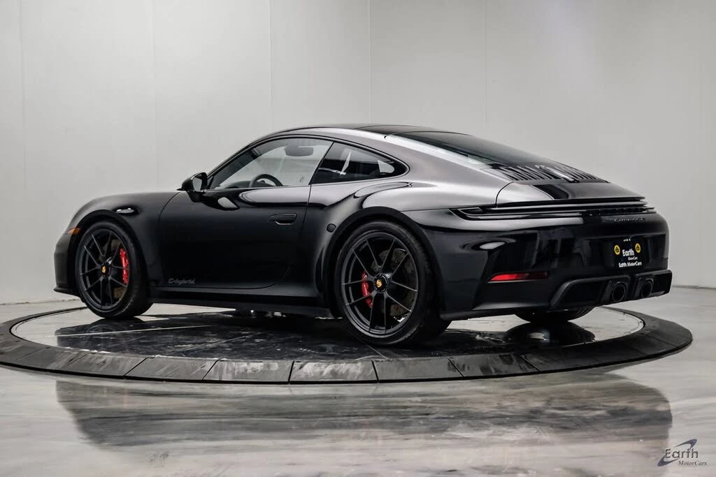 2026 Porsche 992 Carrera GTS - Image 10 of 31