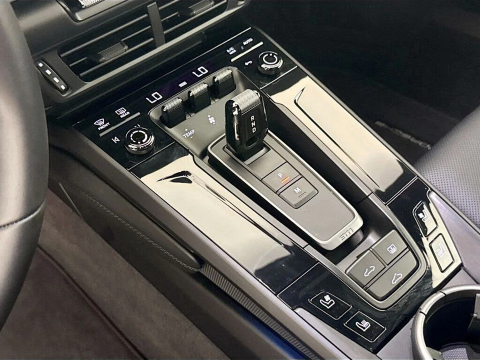 2026 Porsche 992 Carrera GTS - Image 18 of 31