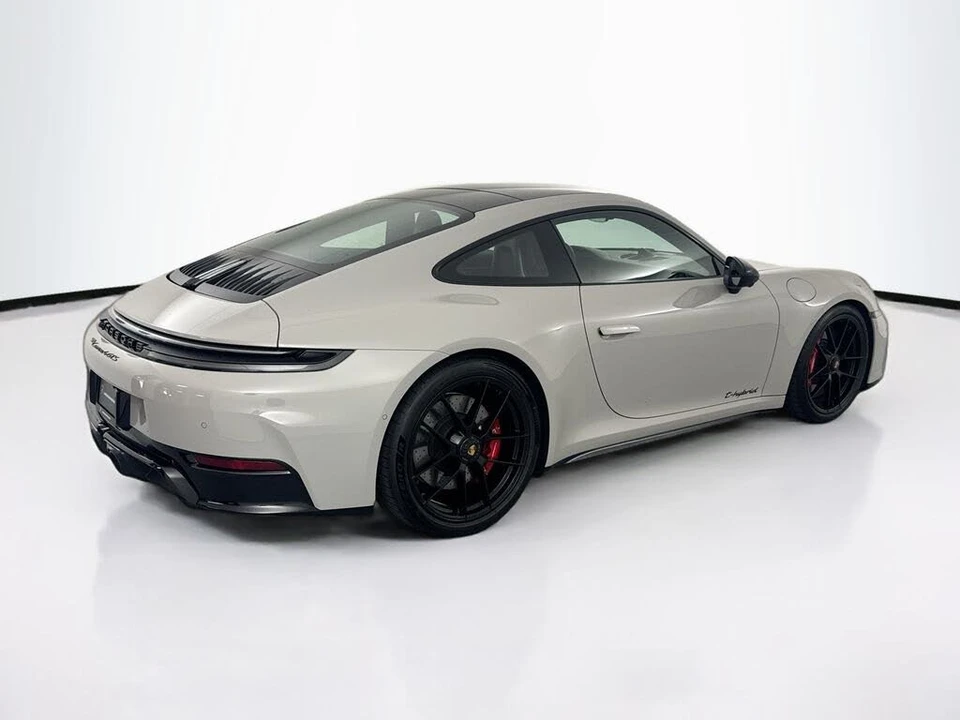2026 Porsche 992 Carrera GTS - Image 5 of 31