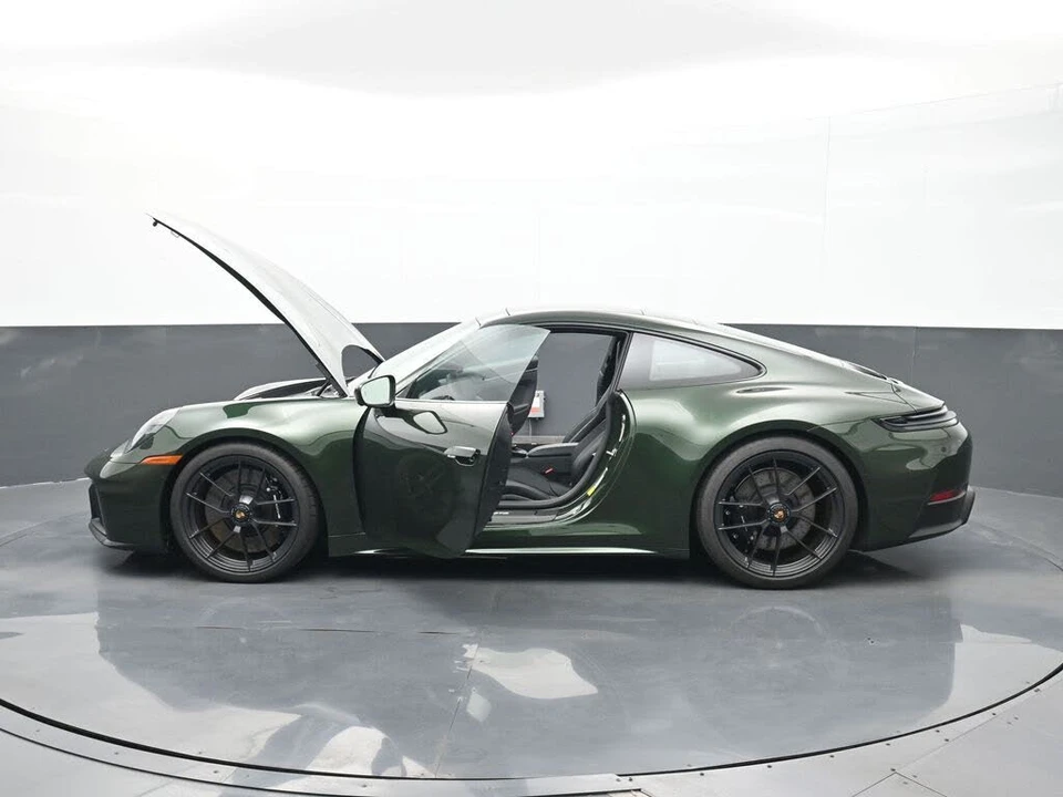 2026 Porsche 992 Carrera GTS - Image 25 of 29