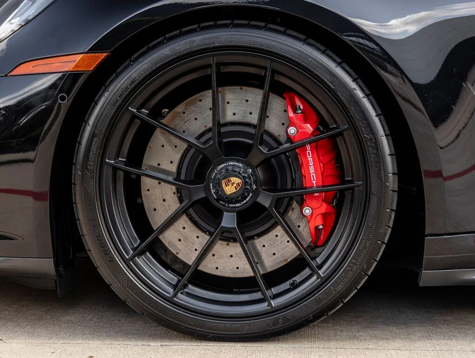2026 Porsche 992 Carrera GTS - Image 16 of 31