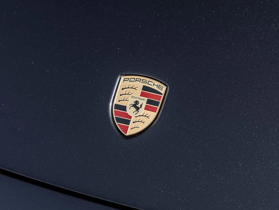 2026 Porsche 992 Carrera GTS - Image 19 of 31
