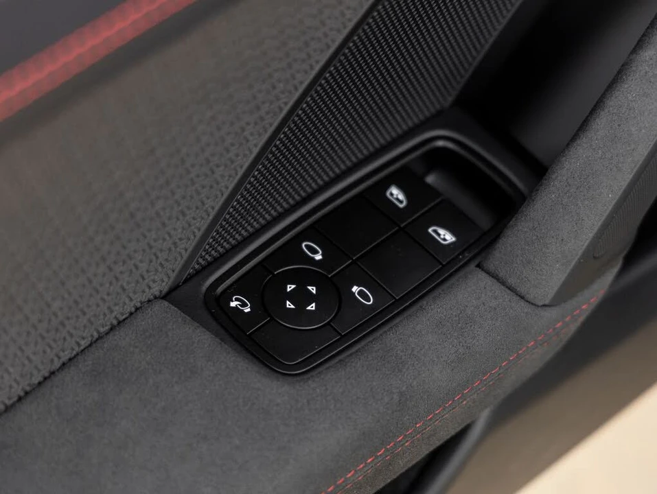 2026 Porsche 992 Carrera GTS - Image 25 of 31