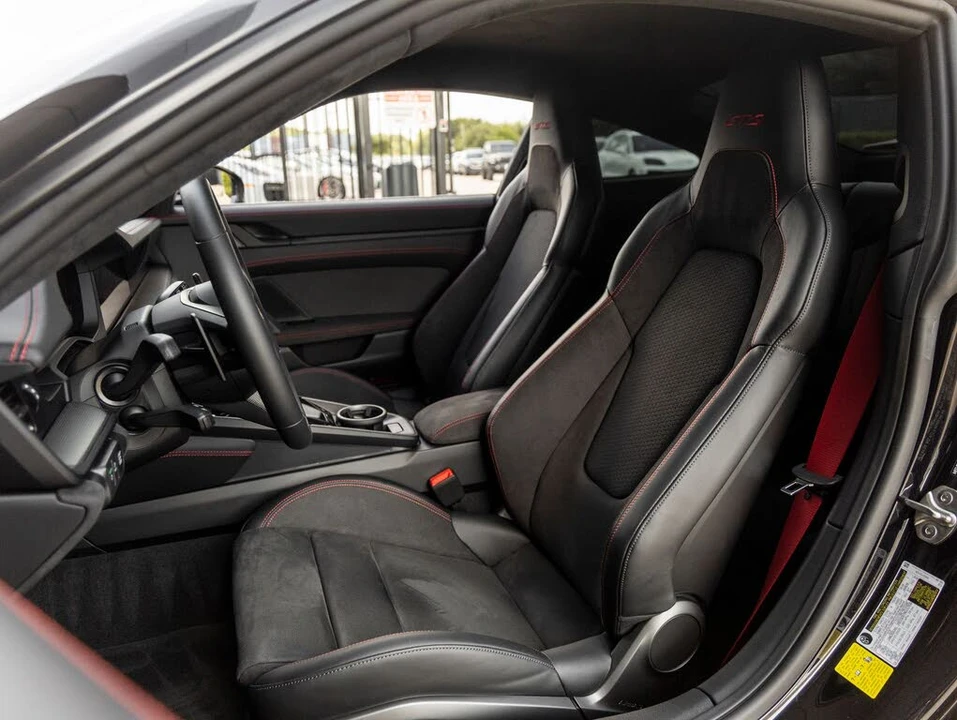 2026 Porsche 992 Carrera GTS - Image 5 of 31