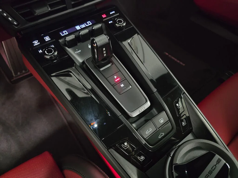 2026 Porsche 992 Carrera GTS - Image 17 of 31