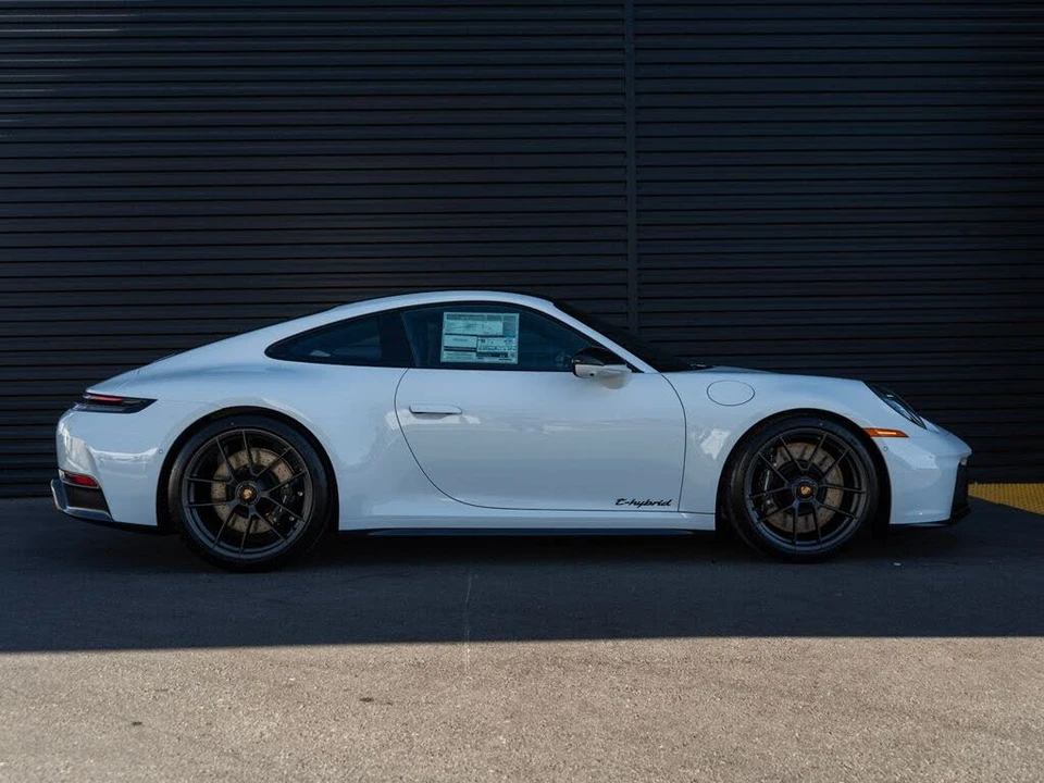 2026 Porsche 992 Carrera GTS - Image 8 of 31