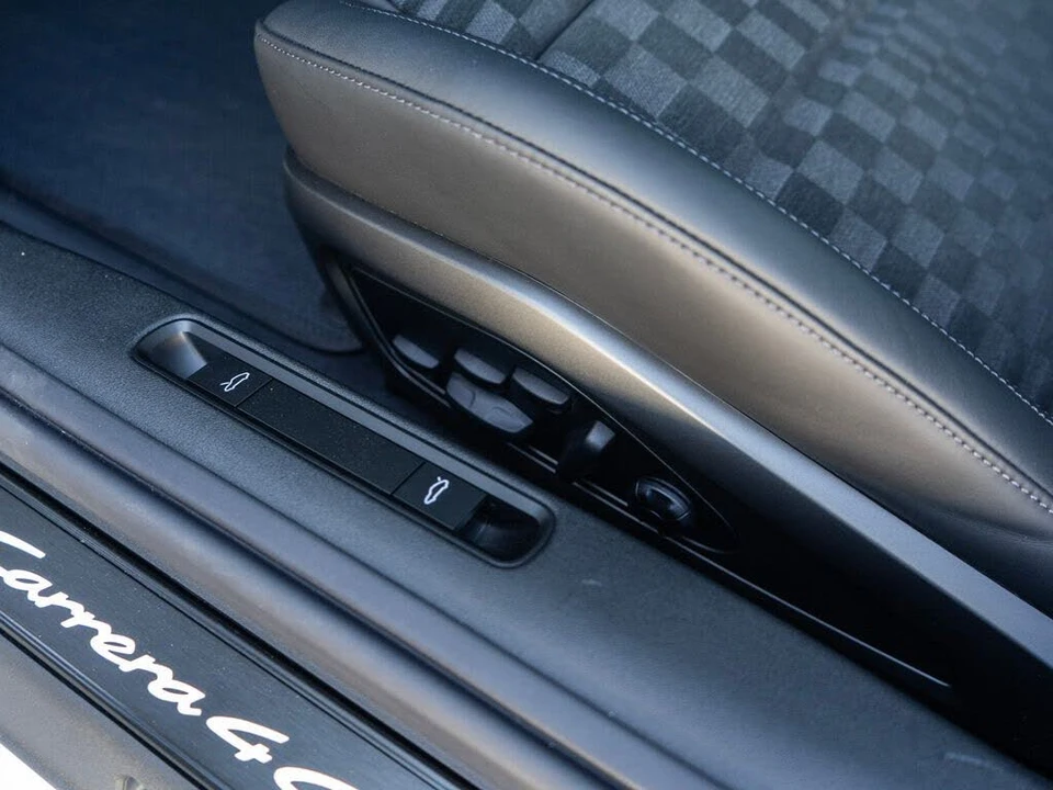 2026 Porsche 992 Carrera GTS - Image 29 of 31