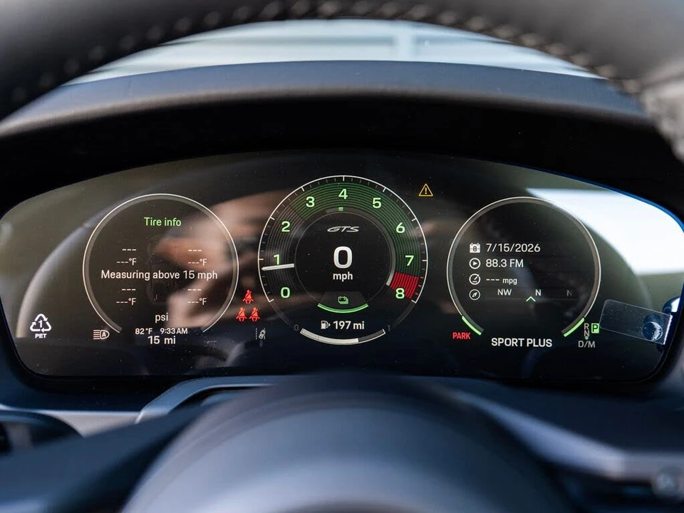 2026 Porsche 992 Carrera GTS - Image 17 of 31