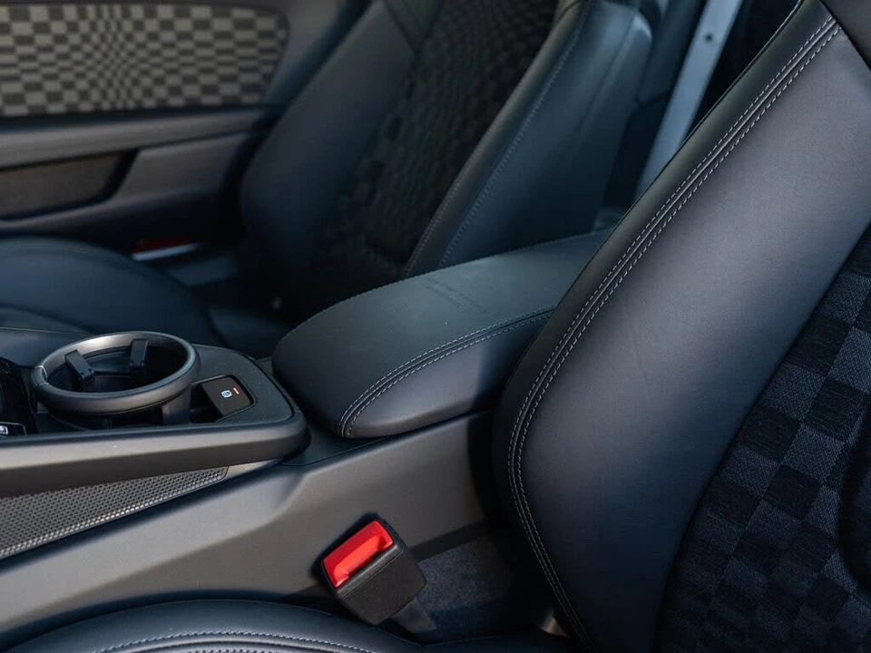 2026 Porsche 992 Carrera GTS - Image 27 of 31