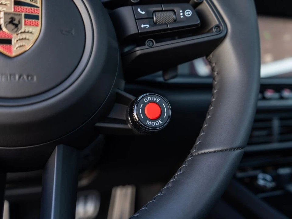 2026 Porsche 992 Carrera GTS - Image 22 of 31