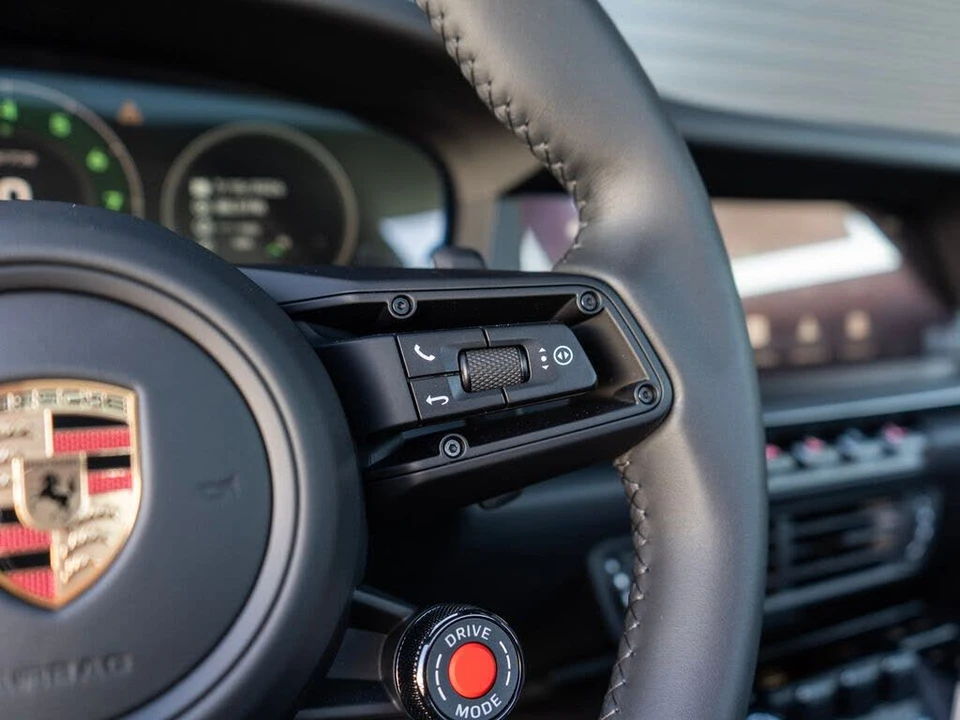 2026 Porsche 992 Carrera GTS - Image 21 of 31