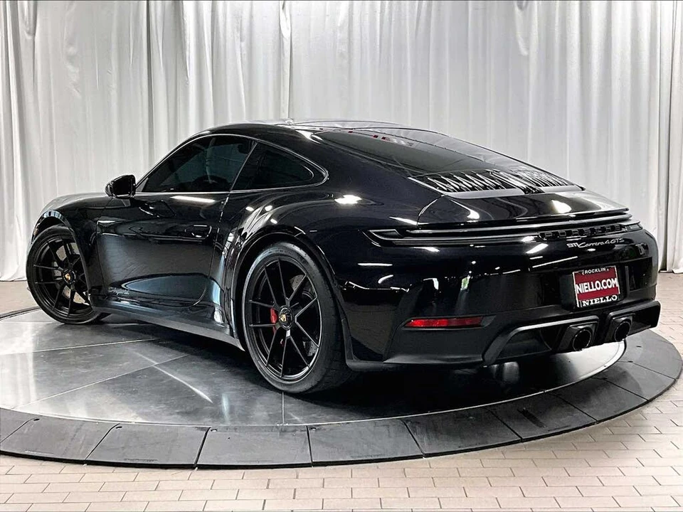 2026 Porsche 911 - Image 3 of 31