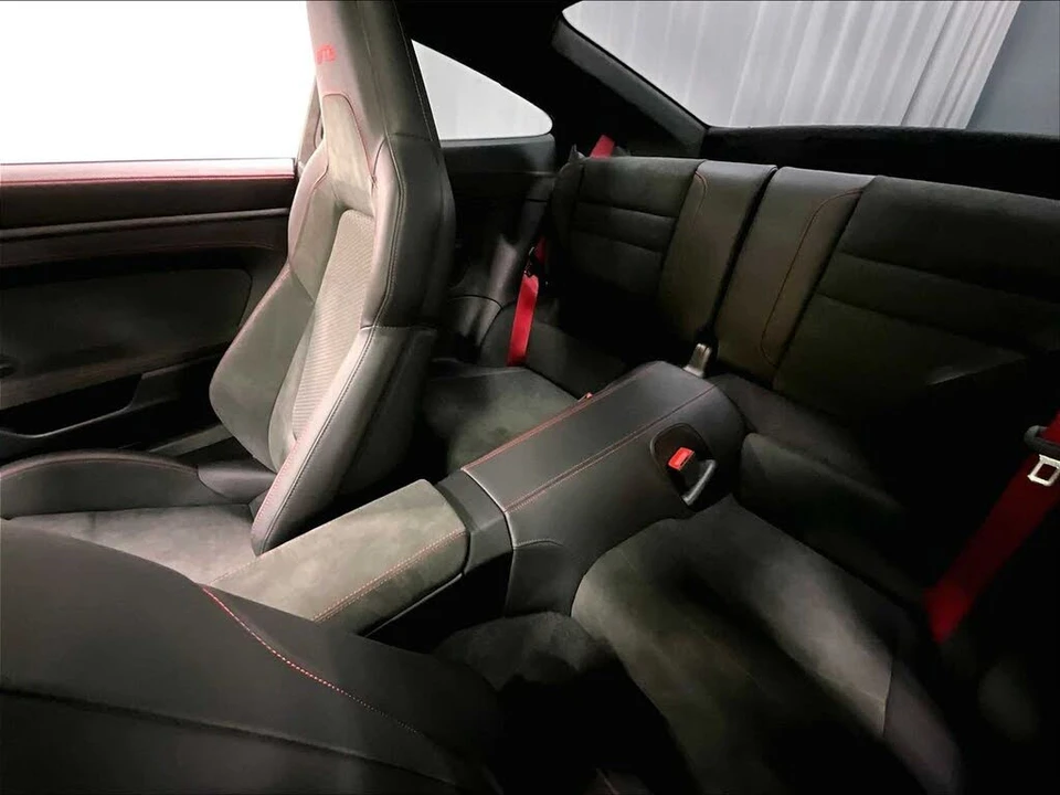 2026 Porsche 911 - Image 28 of 31
