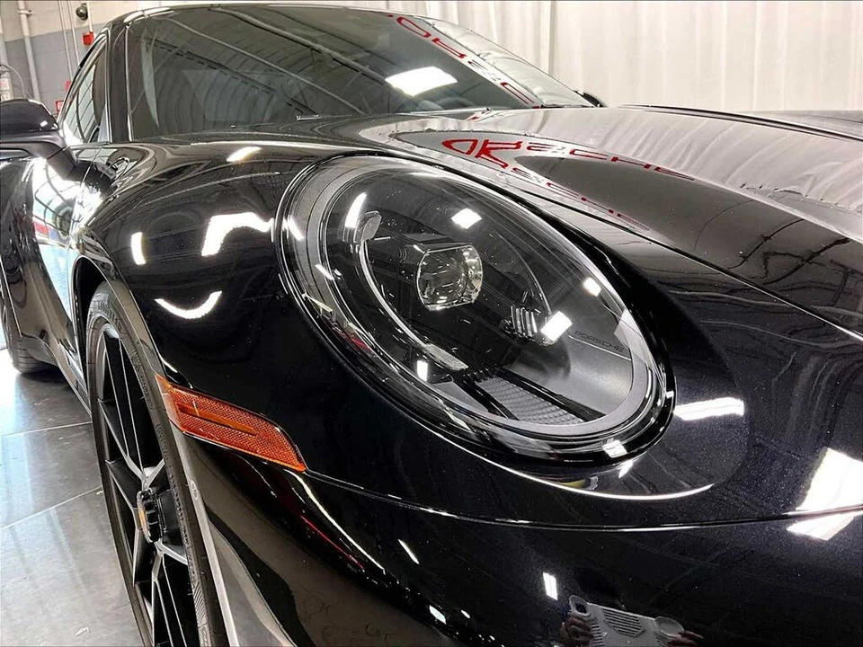 2026 Porsche 911 - Image 13 of 31