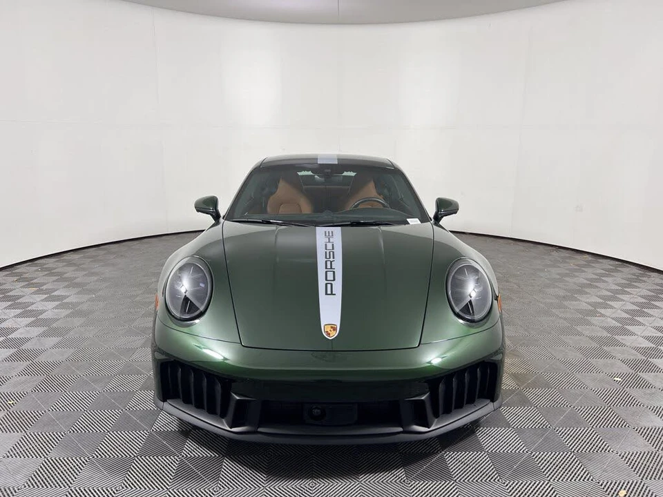 2026 Porsche 992 Carrera - Image 10 of 25