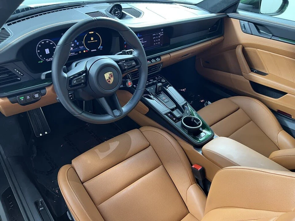 2026 Porsche 992 Carrera - Image 4 of 25