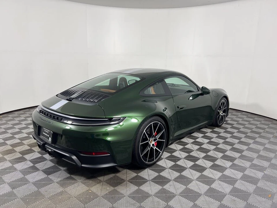 2026 Porsche 992 Carrera - Image 7 of 25