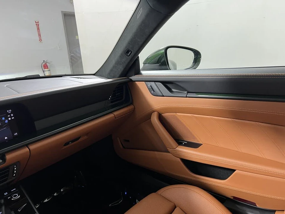 2026 Porsche 992 Carrera - Image 14 of 25