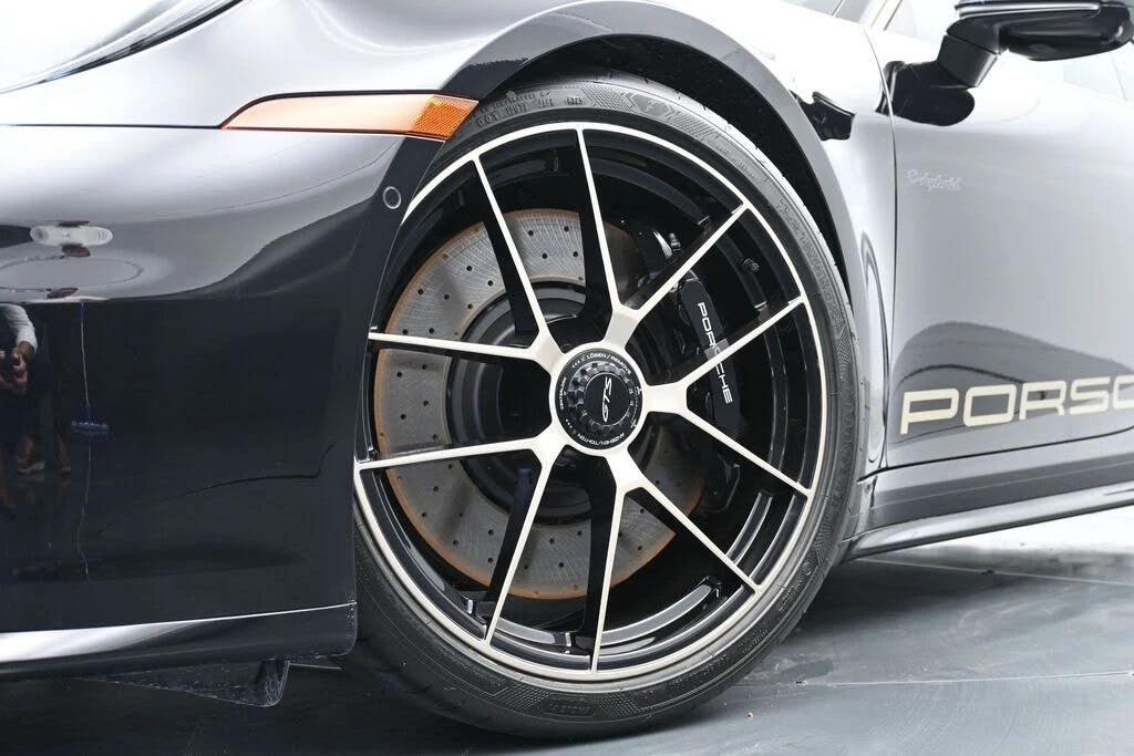 2026 Porsche 992 Carrera GTS - Image 12 of 31