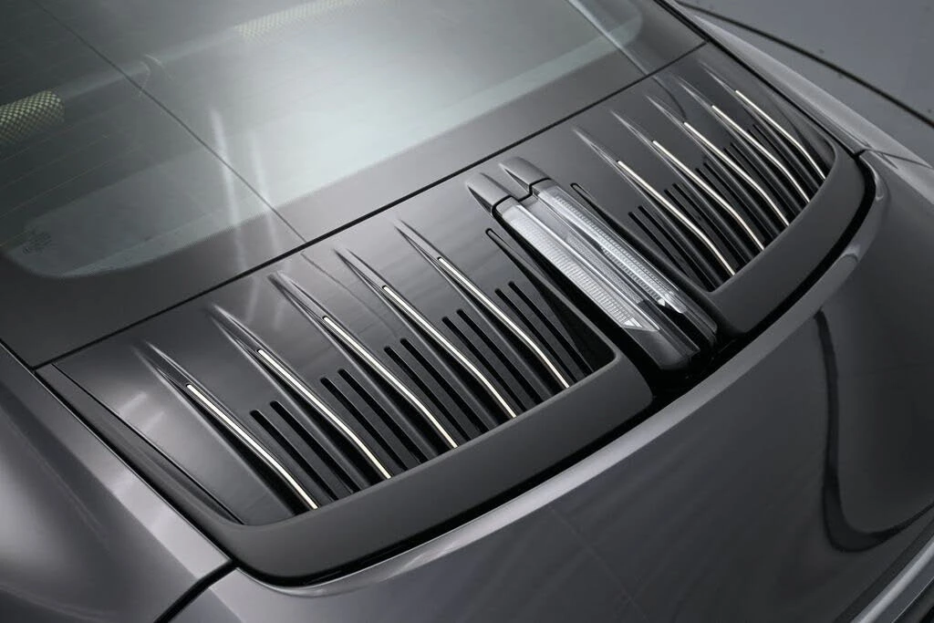2026 Porsche 992 Carrera GTS - Image 14 of 31