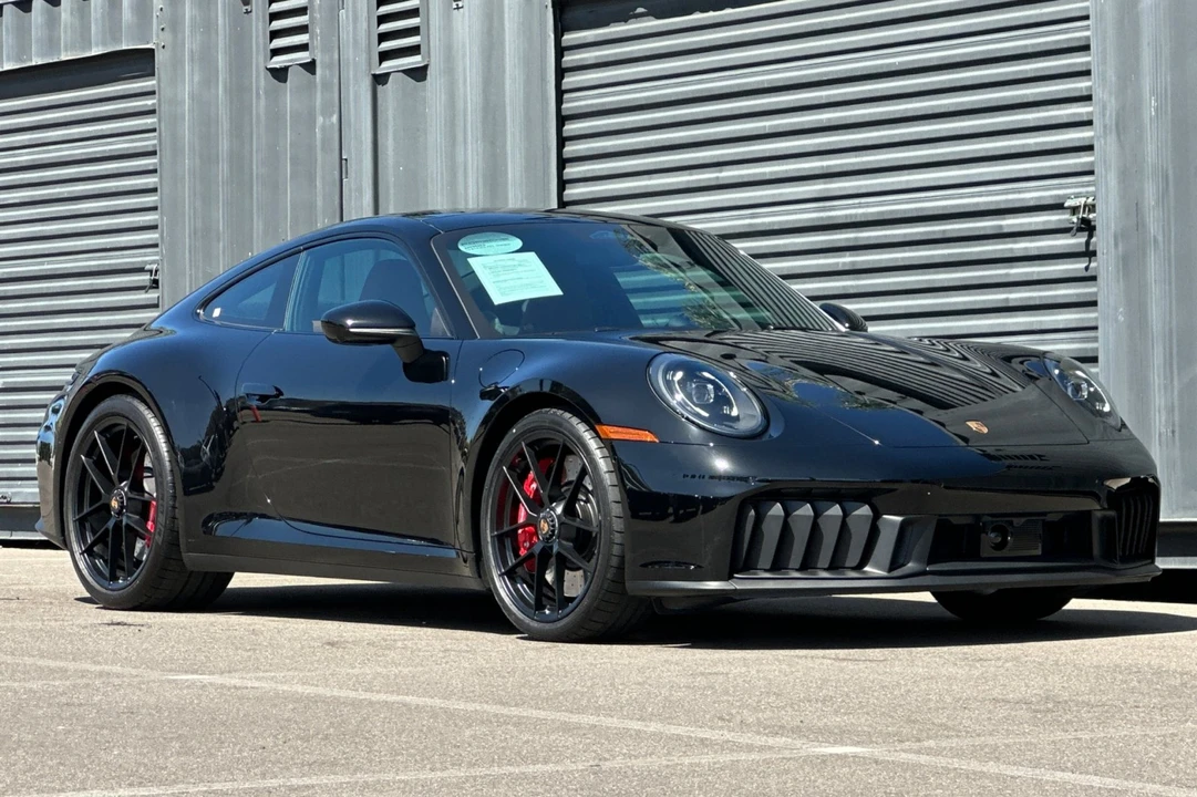 2026 Porsche 992 Carrera GTS - Image 10 of 28