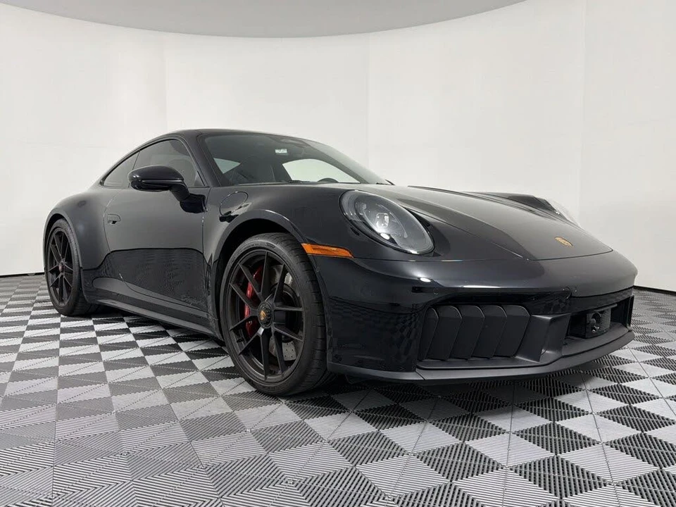 2026 Porsche 911 - Image 7 of 30