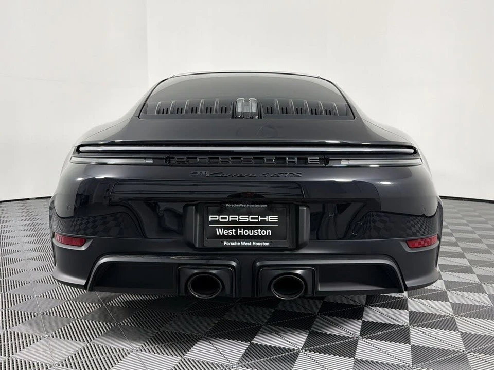 2026 Porsche 911 - Image 10 of 30