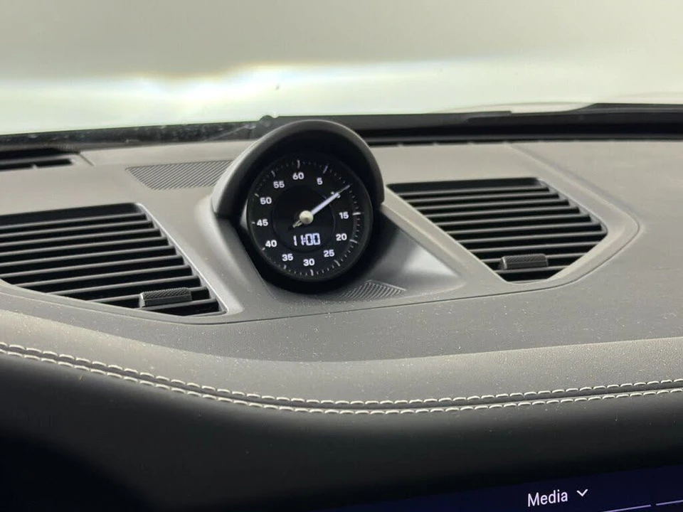 2026 Porsche 911 - Image 28 of 30
