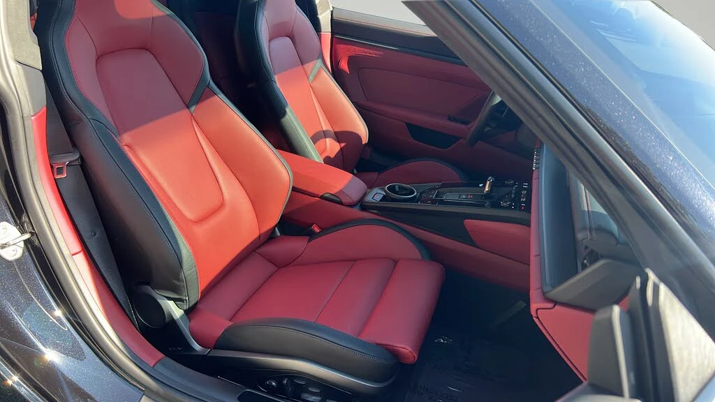 2026 Porsche 911 - Image 21 of 31
