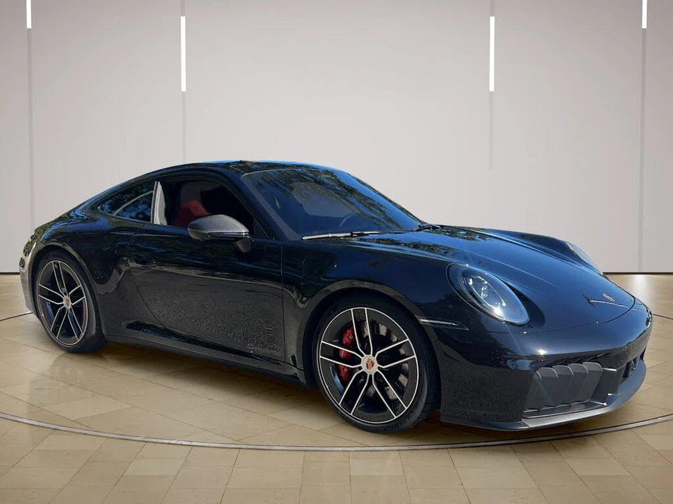 2026 Porsche 911 - Image 9 of 31