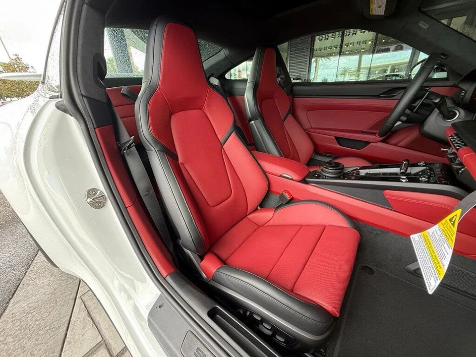 2026 Porsche 911 - Image 21 of 26