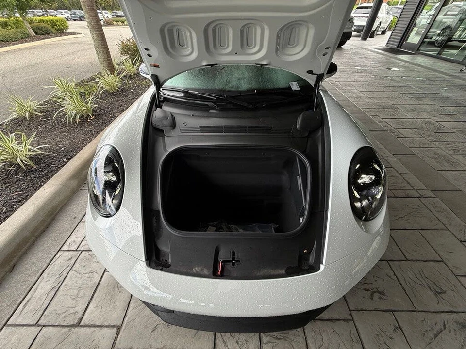 2026 Porsche 911 - Image 22 of 26
