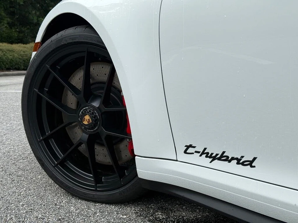 2026 Porsche 911 - Image 23 of 26