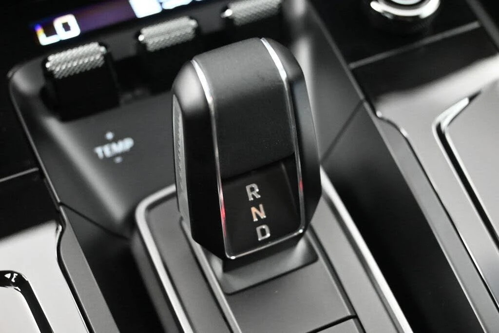 2026 Porsche 992 Carrera GTS - Image 24 of 31