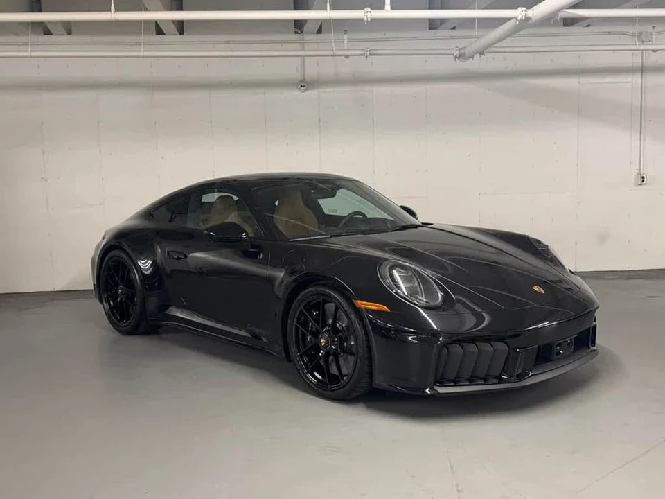 2026 Porsche 992 Carrera GTS - Image 7 of 31