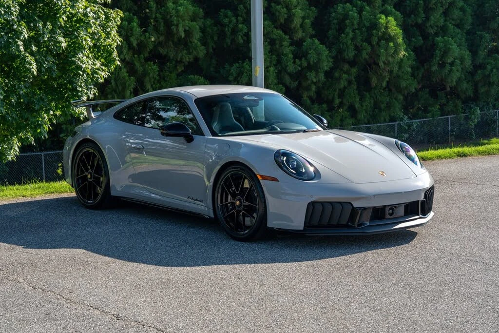 2026 Porsche 992 Carrera GTS - Image 9 of 31