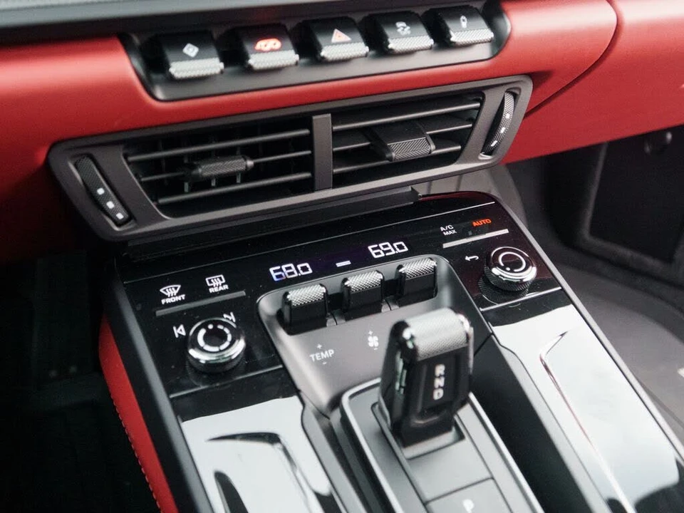 2026 Porsche 992 Carrera GTS - Image 27 of 31