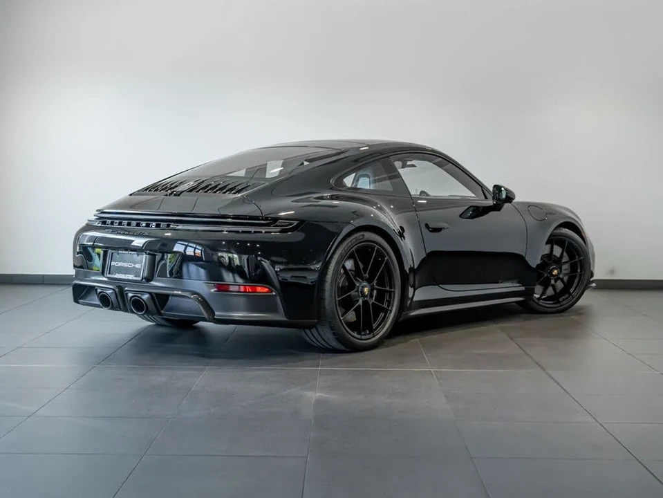 2026 Porsche 992 Carrera GTS - Image 7 of 31