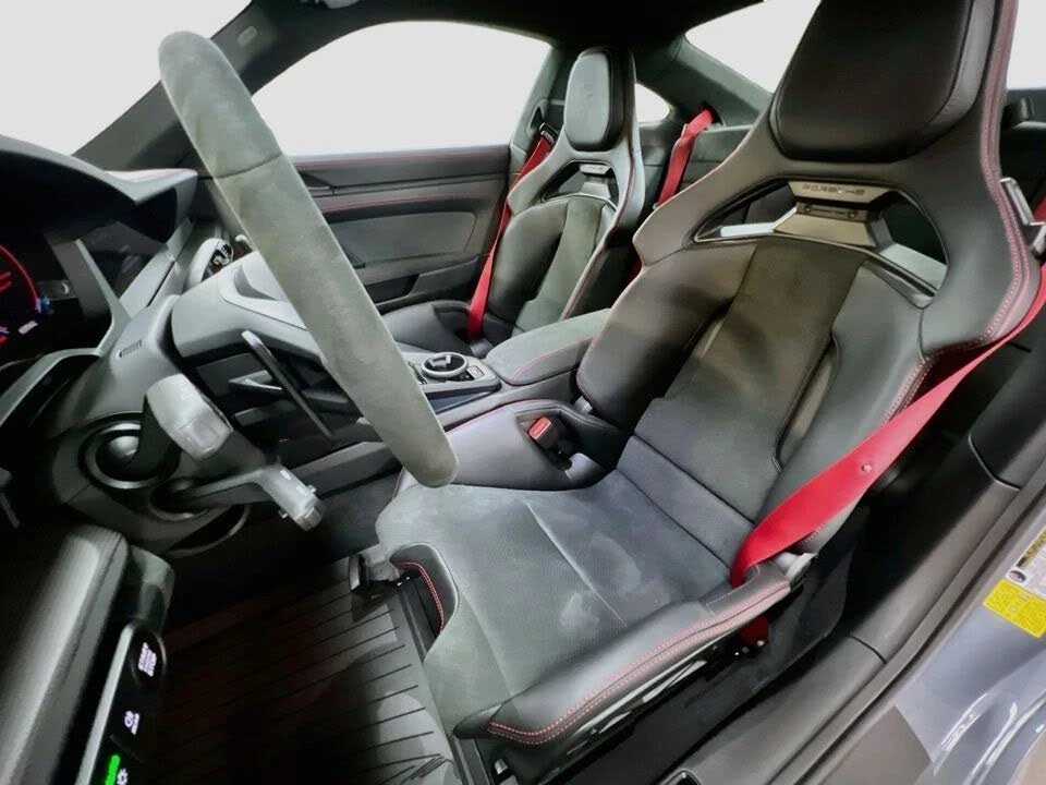 2026 Porsche 911 - Image 5 of 31