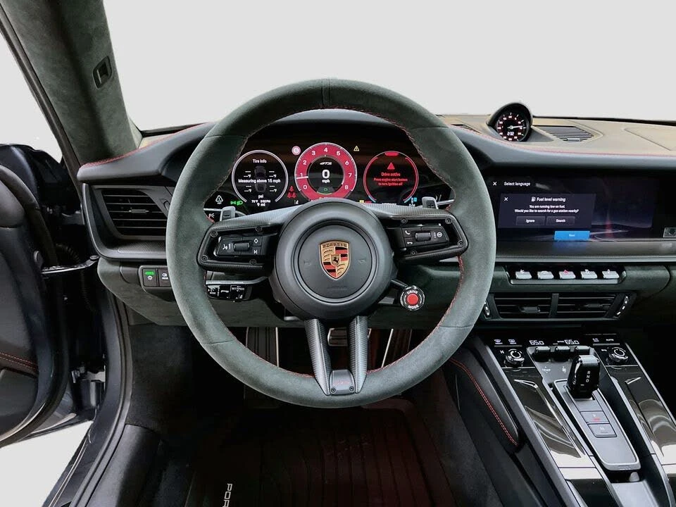 2026 Porsche 911 - Image 12 of 31